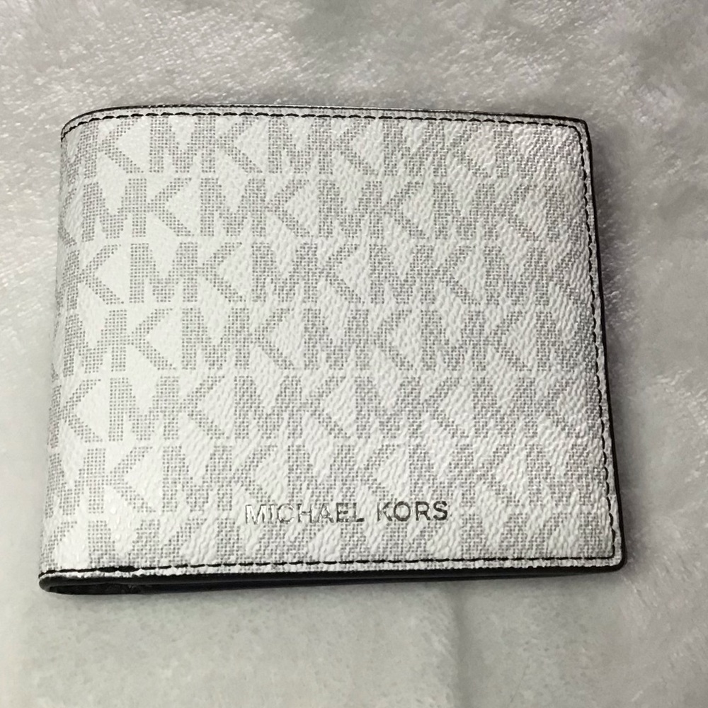 MICHAEL KORS MENSCooper Logo Billfold Wallet With Coin Pouch NWOT